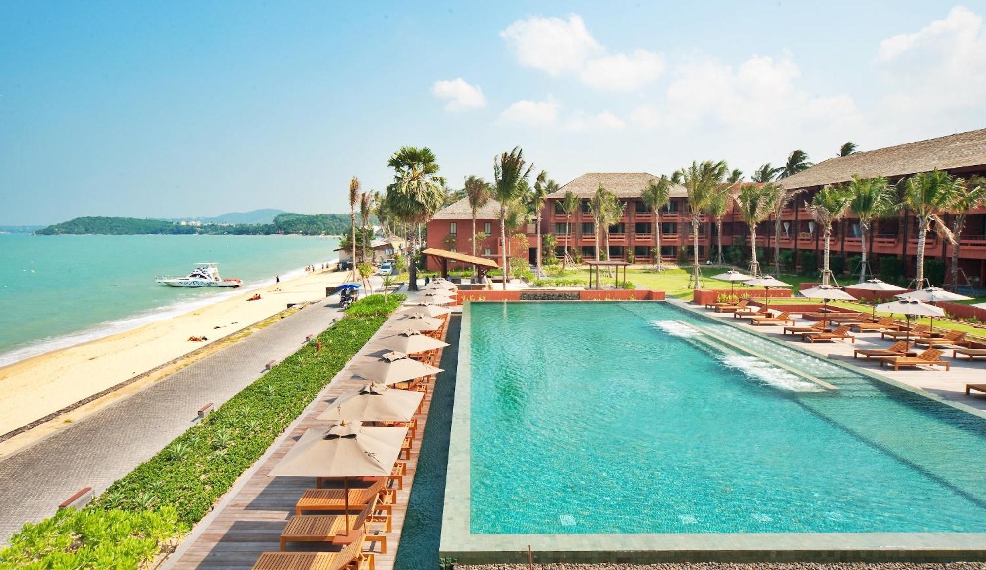 Hansar Samui Resort & Spa - Sha Extra Plus Bophut Exterior photo The resort's pool
