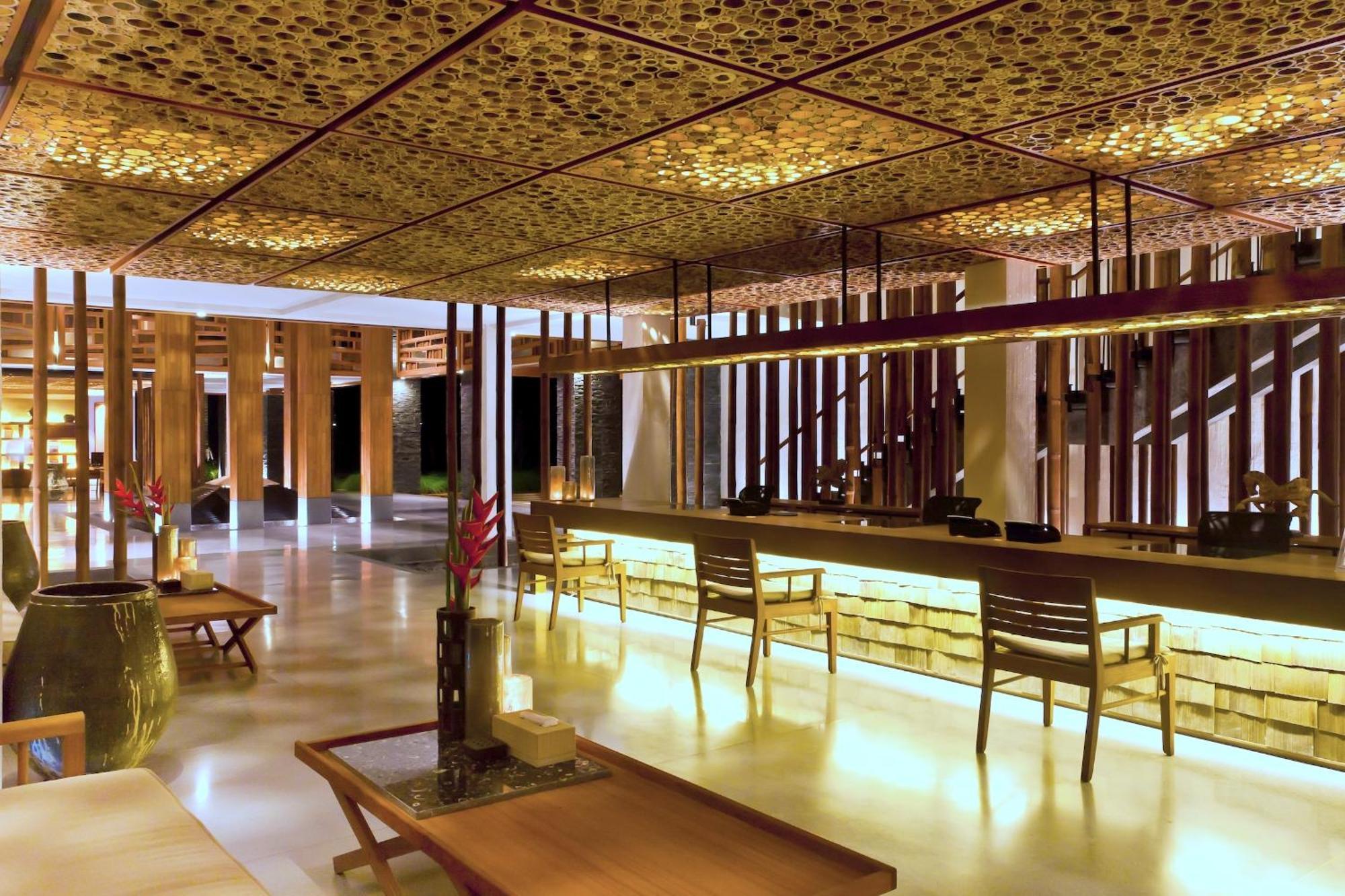 Hansar Samui Resort & Spa - Sha Extra Plus Bophut Exterior photo The interior of the hotel
